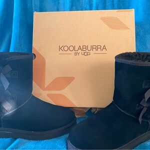 KOOLABURRA BY UGG BOOTS. Ladies Size 8. Black